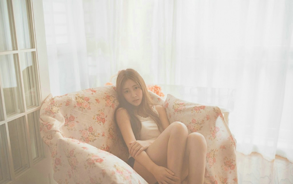 “包括在下。”点点头，事到如今，十万大军围城，城中军民已经跟刘璋离心离德，孟达已经没必要继续遮掩下去了。